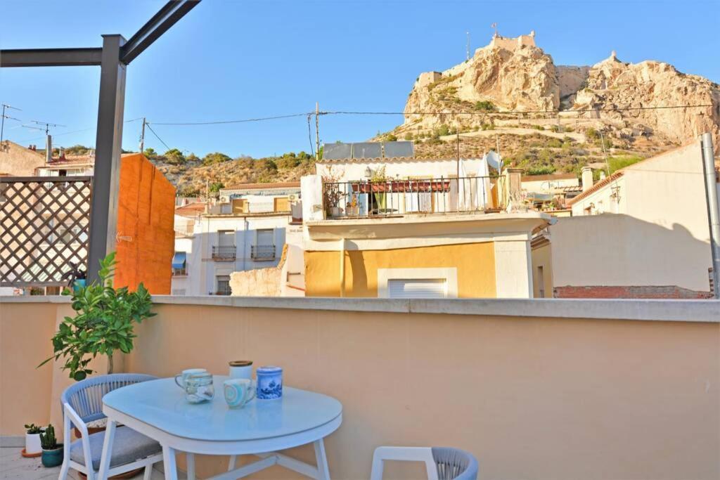 Ferienwohnung Penthouse In Old City Center By Nras Alicante Exterior foto