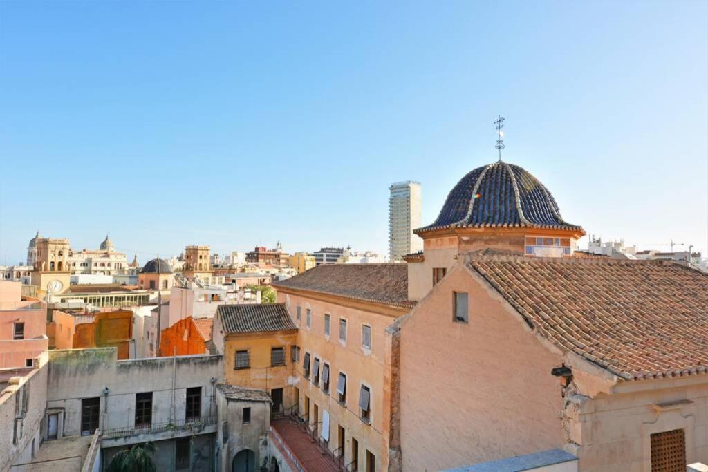 Ferienwohnung Penthouse In Old City Center By Nras Alicante Exterior foto