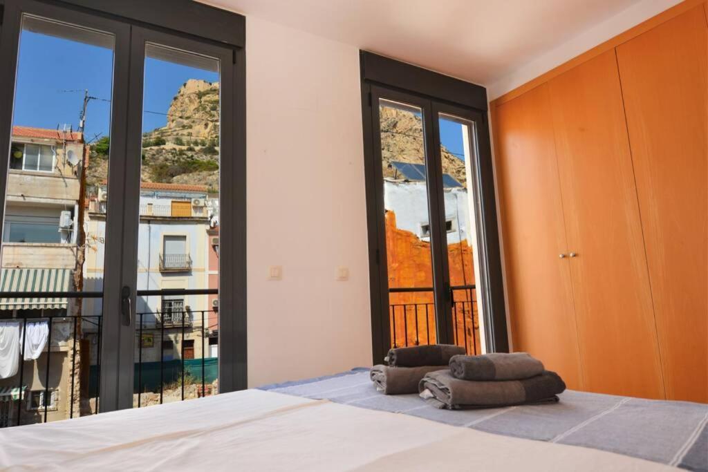Ferienwohnung Penthouse In Old City Center By Nras Alicante Exterior foto